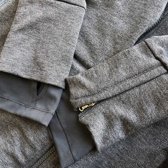 NWT Under Armour Studiolux Yoga Jacket Grey M - Picture 8 of 12